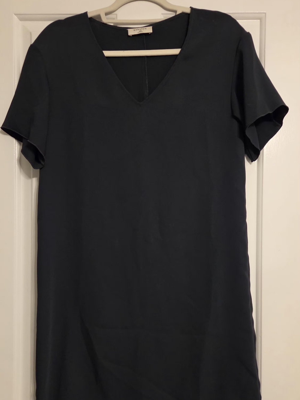 Babaton by Aritzia Aaron V-Neck Shift Dress Green XXS Mini
